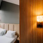 Hotel Rubens & 4*