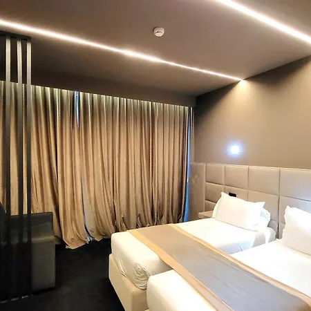 Rubens & Hotel 4*