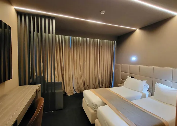 Rubens & فيلا نوفا دي غايا